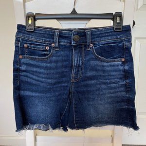 American Eagle SuperStretch Frayed Hem Denim Midi Shorts